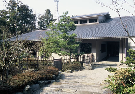 中村記念美術館